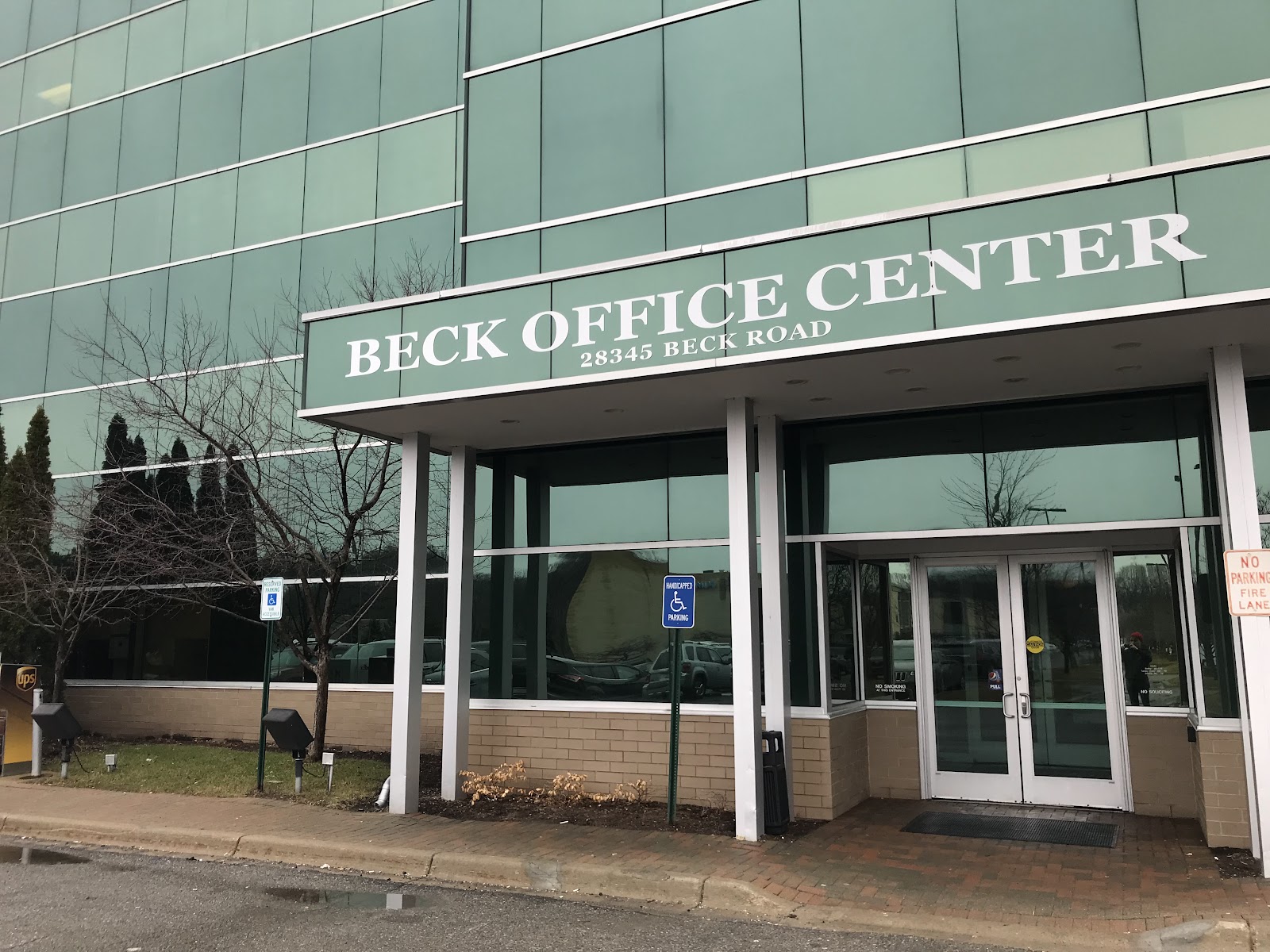 Averill Accounting & Tax Services in Wixom