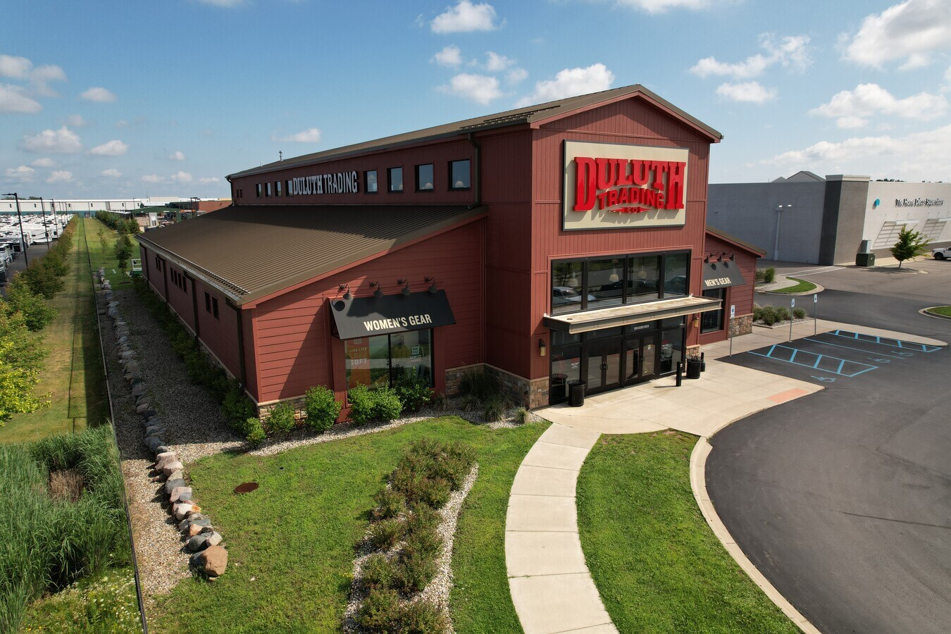 Duluth Trading Company in Wixom