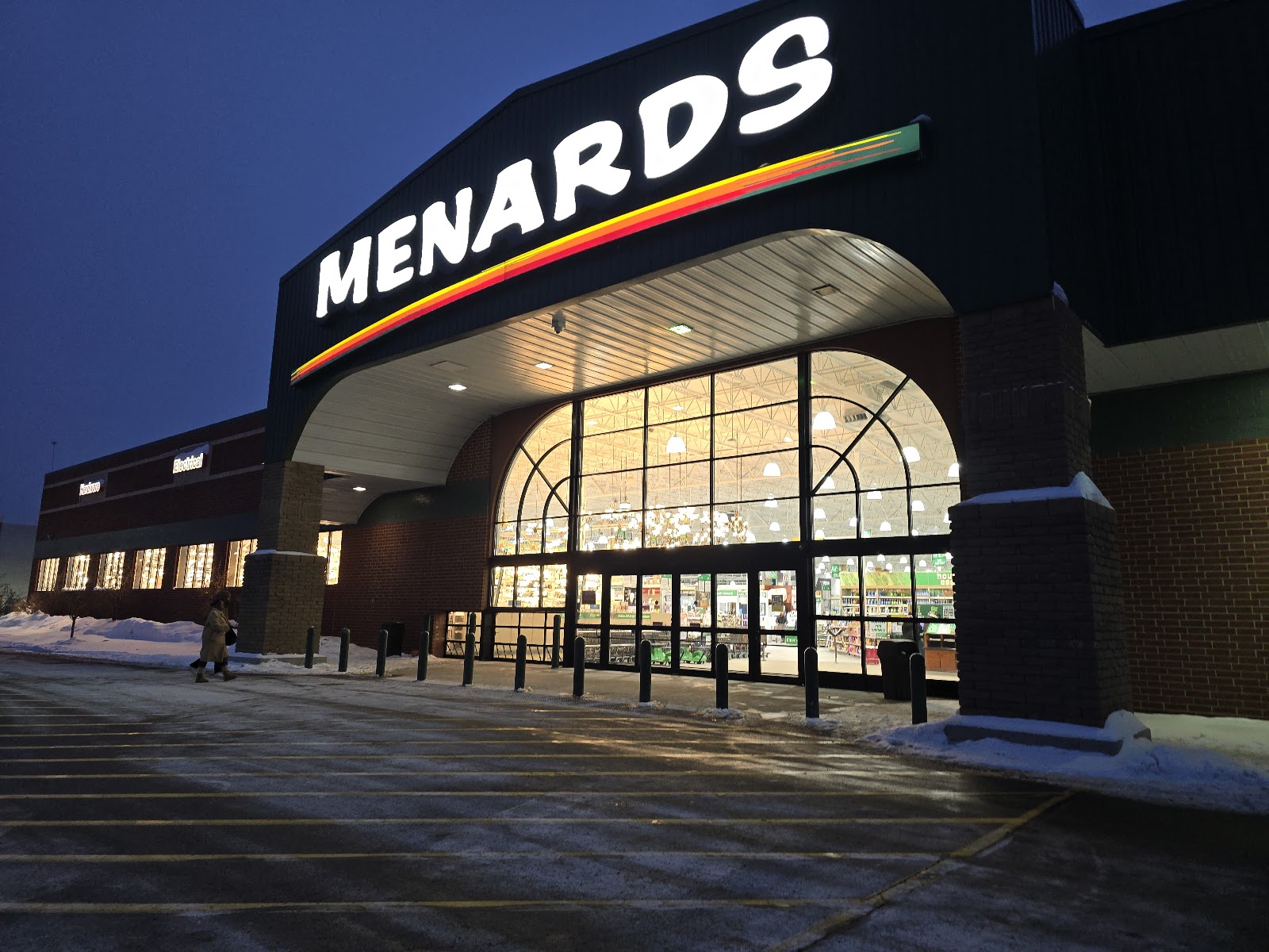 Menards in Wixom