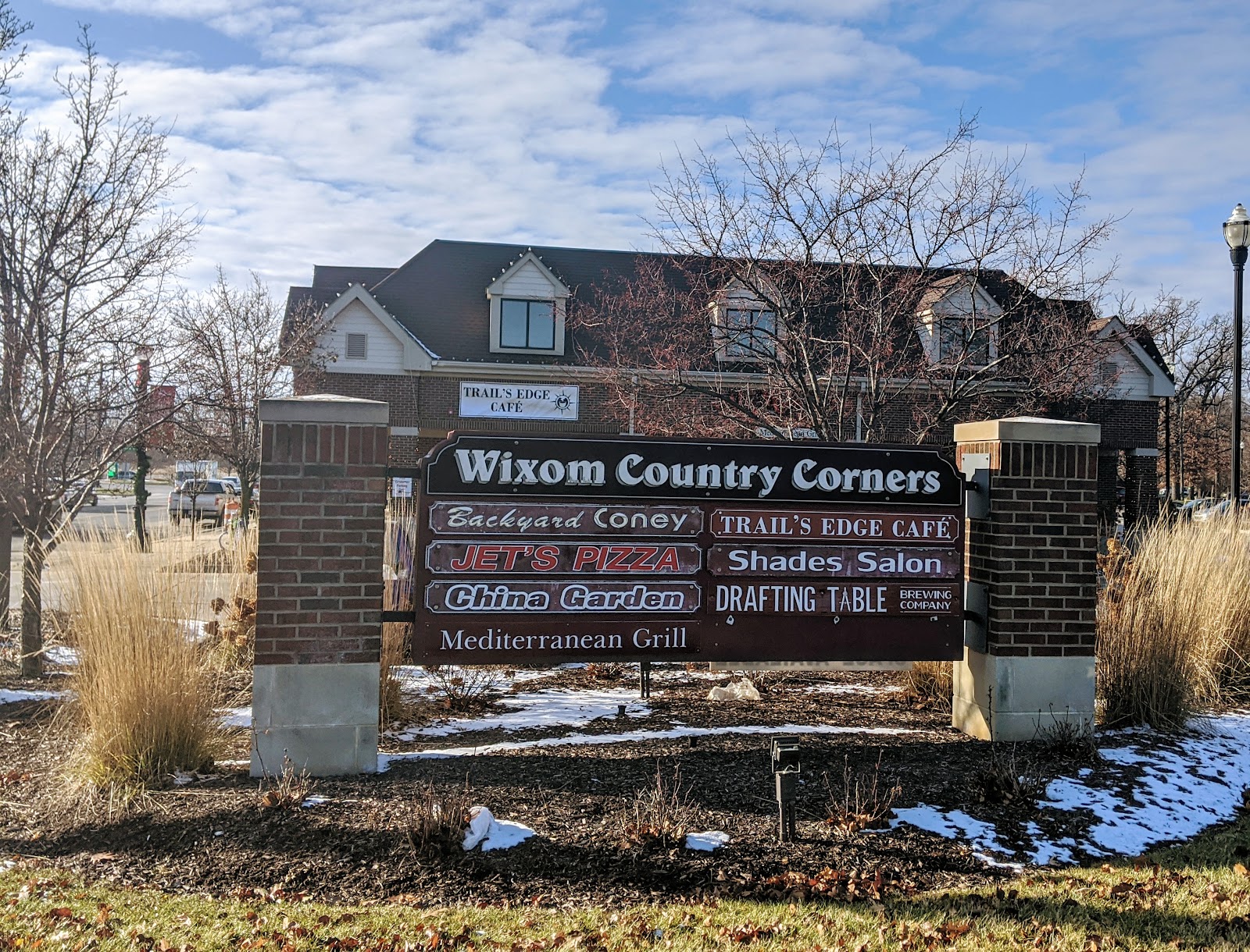 Look Sharp in Wixom: Cuts, Color and Nails