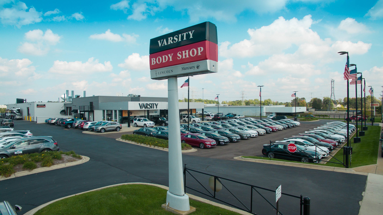 Varsity Lincoln Collision Center in Wixom